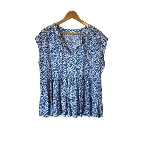 June and Delancey Liberty Floral Peplum Hem Tunic Woman’s Size Medium - Picture 1 of 8